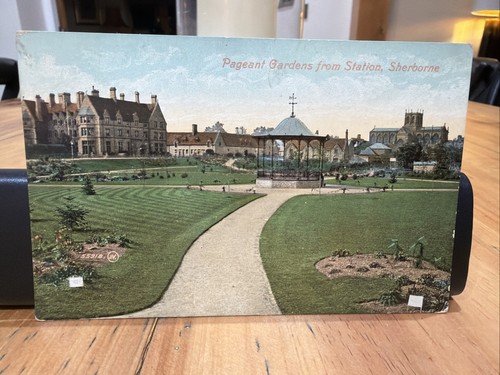 Old postcard bandstand pageant - old,