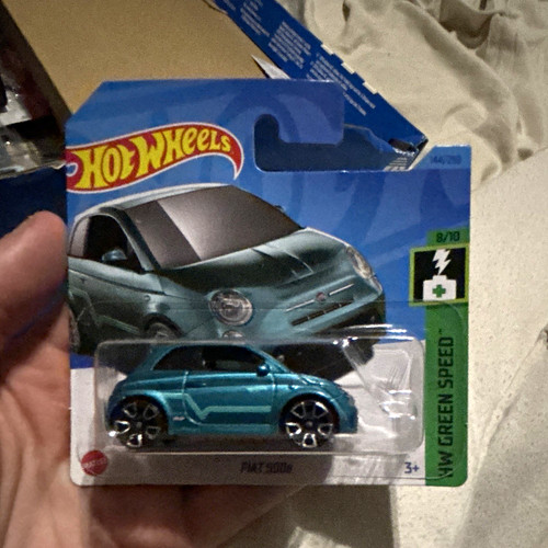 Hot wheels fiat 500e green - hot,