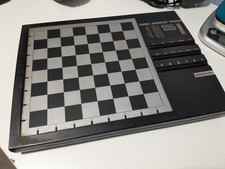 Saitek Gary Kasparov Turbo Advanced Trainer Chess Set Board only Not working