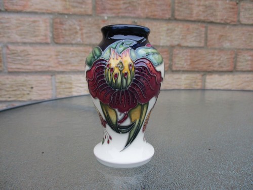 Moorcroft anna lily - moorcroft,