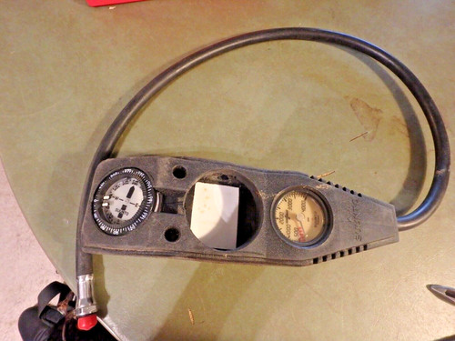 Vintage suunto diving gear - 1b-,