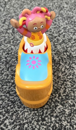 The night garden roll - night, along