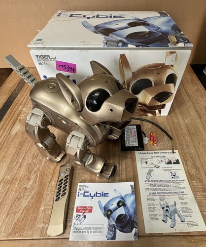 Cybie gold robot - i-cybie,
