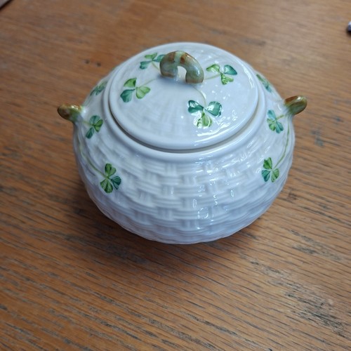 Pretty belleek shamrock - belleek,