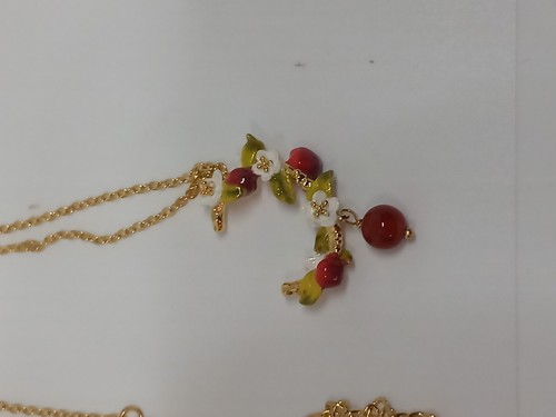 Les nereides berry pendant - nereides,