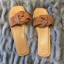 ASOS Design Wide fit Fifi