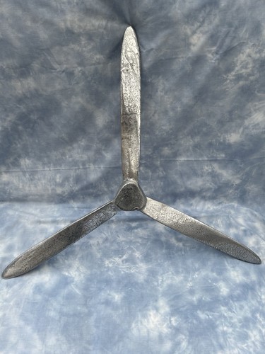 Aircraft propellor wall - aircraft,