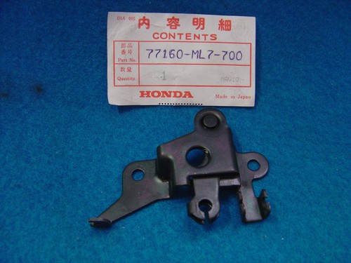Honda nr750 seat - honda, lock
