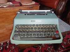 Olivetti Lettera 32 Vintage