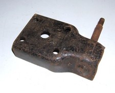 Viva HA / Bedford HA Van Rear Spring lower Seat Clamp Plate Assembly
