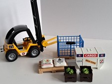 Playmobil Yellow and Black