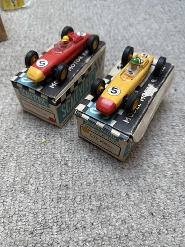 Vintage slot car scalextric - car,
