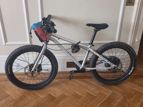 Early rider seeker - rider, bike