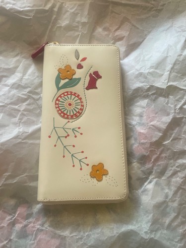 Radley london zip - zip, around