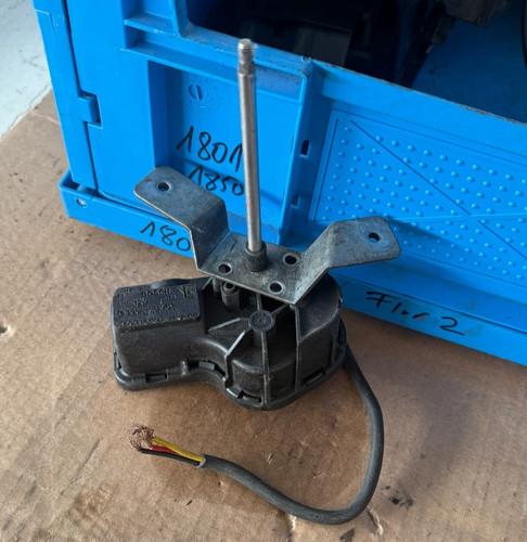 Bosch 0390206951 volvo 8628287 - bosch,