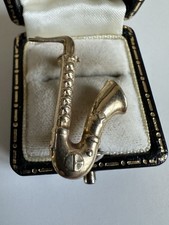 Vintage 9ct Yellow Gold Saxophone Brooch