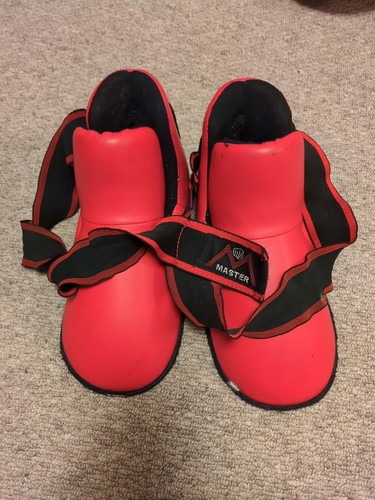 Used taekwondo kit - used, kit,