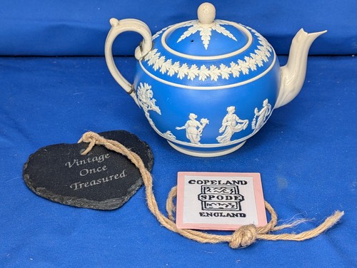 Blue sprigware jasperware - sprigware,