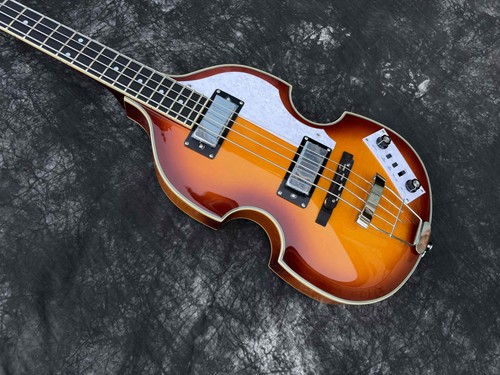 String hofner violin - 4,