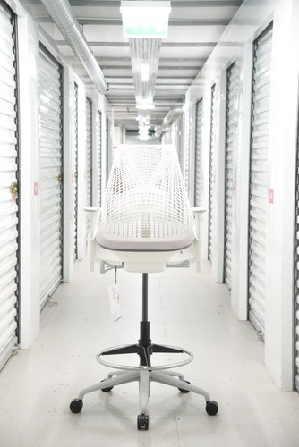 Genuine herman miller aeron - miller,