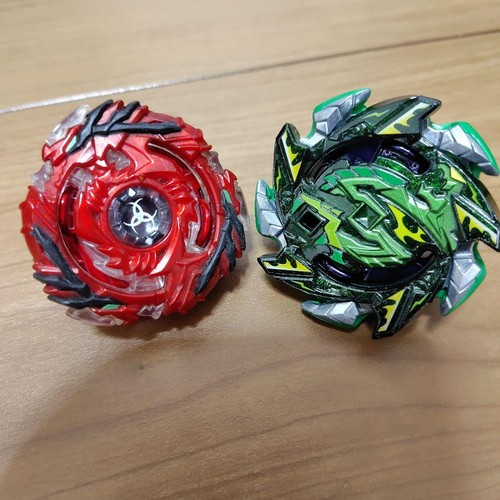 Beyblade burst lot - beyblade,