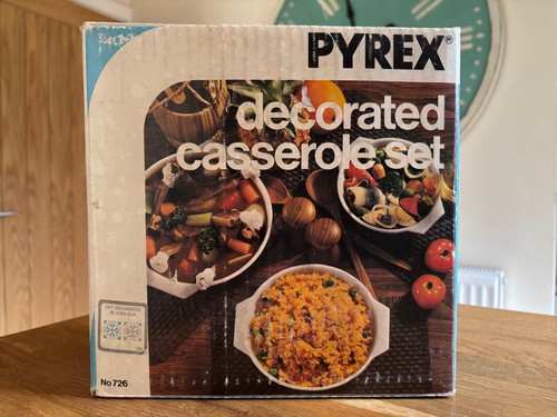 Vintage pyrex casserole - pyrex, set