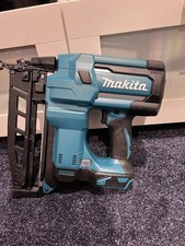 Makita DBN600 18V 16Ga Finish