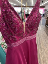 Sherri Hill Size 10 Fuschia