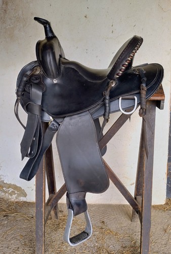 Western barrel racing saddle - western,