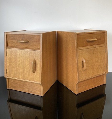 Stylish pair oak mid - pair,