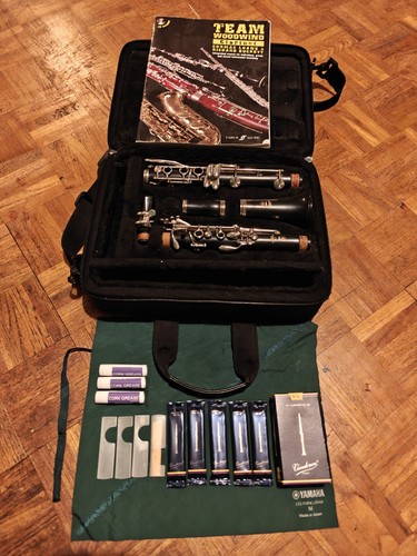 Yamaha 255 clarinet - clarinet, hardly