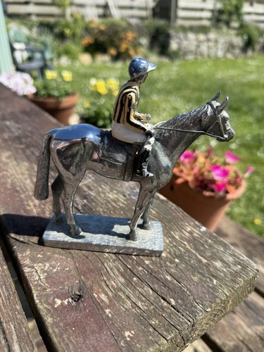 Vintage chrome horse racing - chrome,