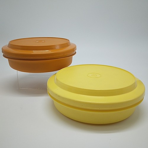 Tupperware vintage yellow and - vintage,