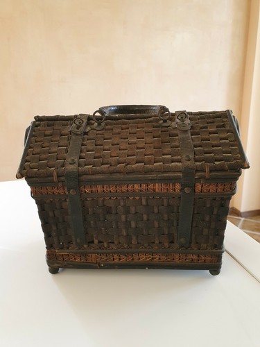 Biedermeier handbag costume