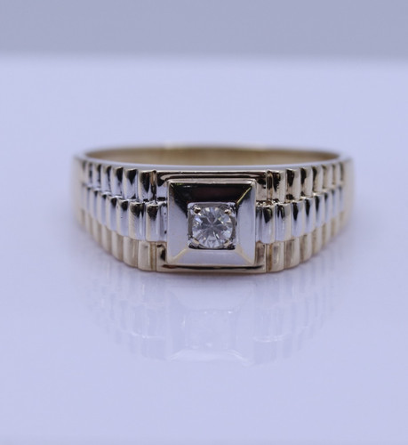 9ct yellow gold 15pt diamond - gold,