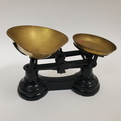 Vtg english cast iron balance - vtg,
