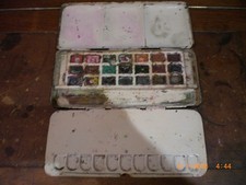 Vintage Metal Artist