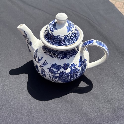 Churchill willow pattern - willow, large