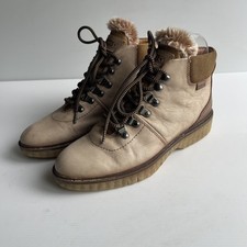 Pikolinos lace up ankle boots