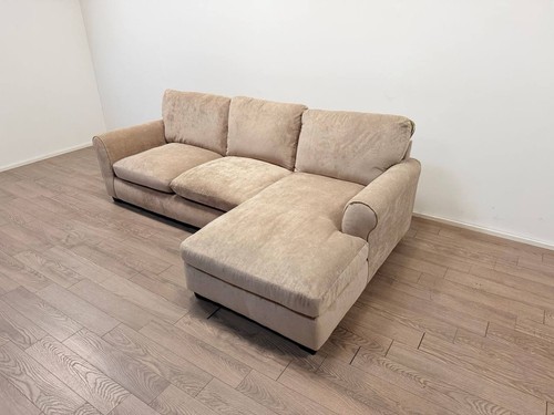 Taylor beige fabric right - taylor,