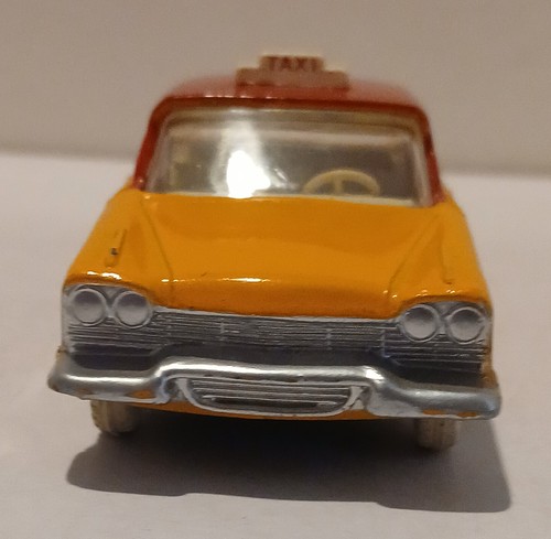 Dinky toy 265 plymouth - dinky, plaza