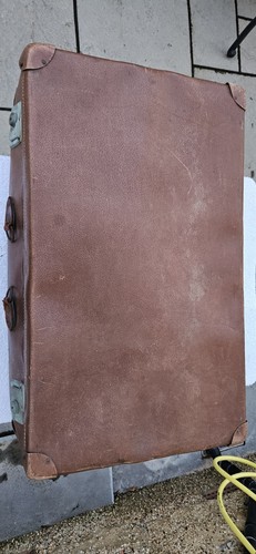 Vintage globe trotter - vintage, suitcase