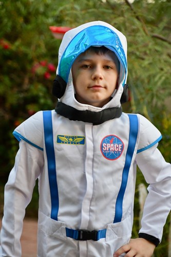 Child halloween astronaut nasa - halloween,