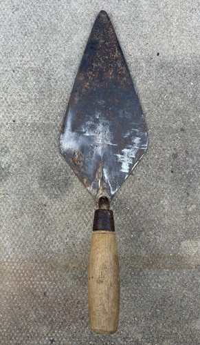 Whs brick trowel wooden handle - whs,