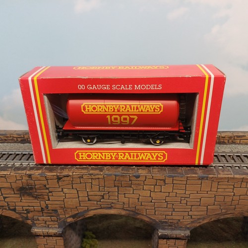 Hornby r6001 1997 lwb - 1997, tank