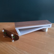 Urban Plaza Bench for Finger Skateboard | Park, Ramp, Obstacle