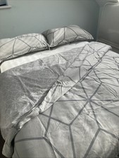 Harlequin Silver/Grey Abstract