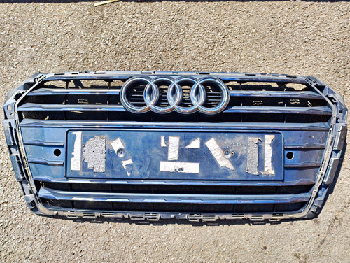 Audi grill black edition - grill,