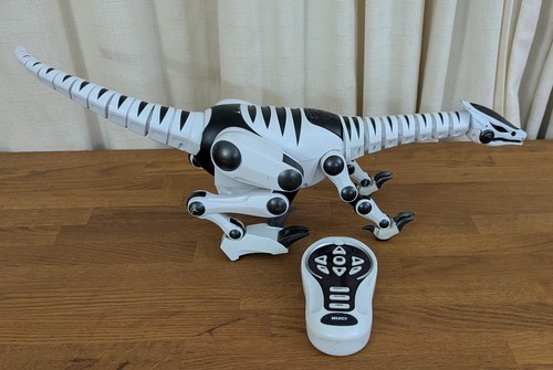 Wowwee roboreptile dinosaur - wowwee,