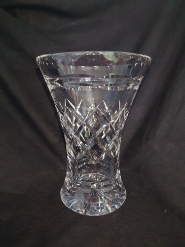 Vintage cut crystal glass - 6",